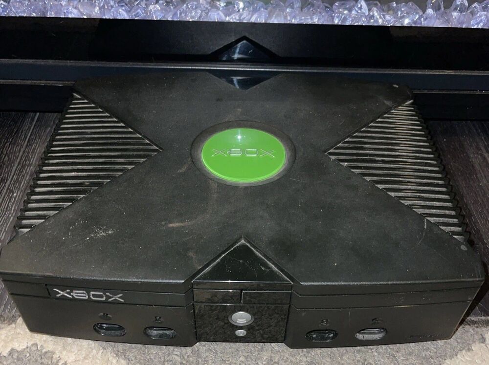 Original OG Microsoft Xbox Consoles  Powers On Parts/Repair AS IS